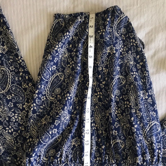 FOREVER 21 JUMPSUIT. - Picture 7 of 7